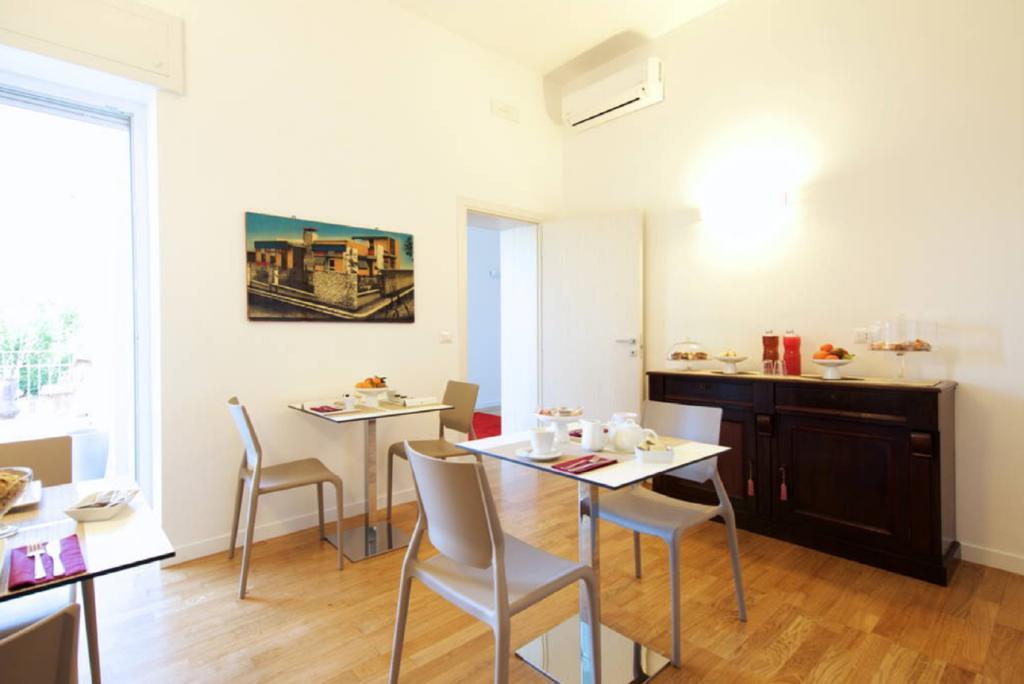 B&B Moma Bari Buitenkant foto